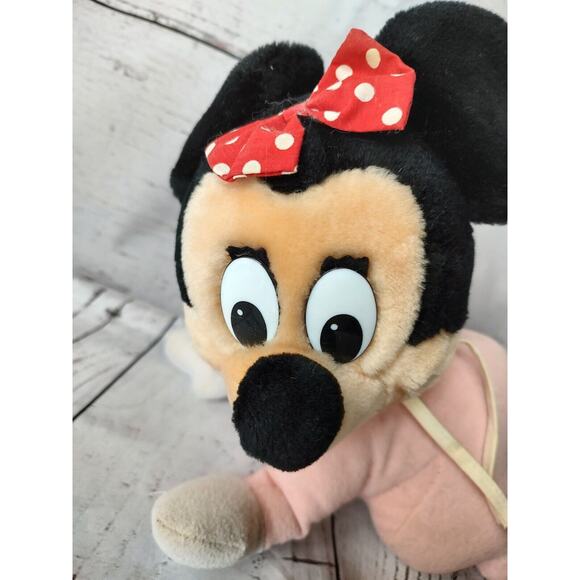 Vintage Pink Baby Minnie Mouse Crawling Plush Stuffed Animal With Bib READ - Picture 2 of 9